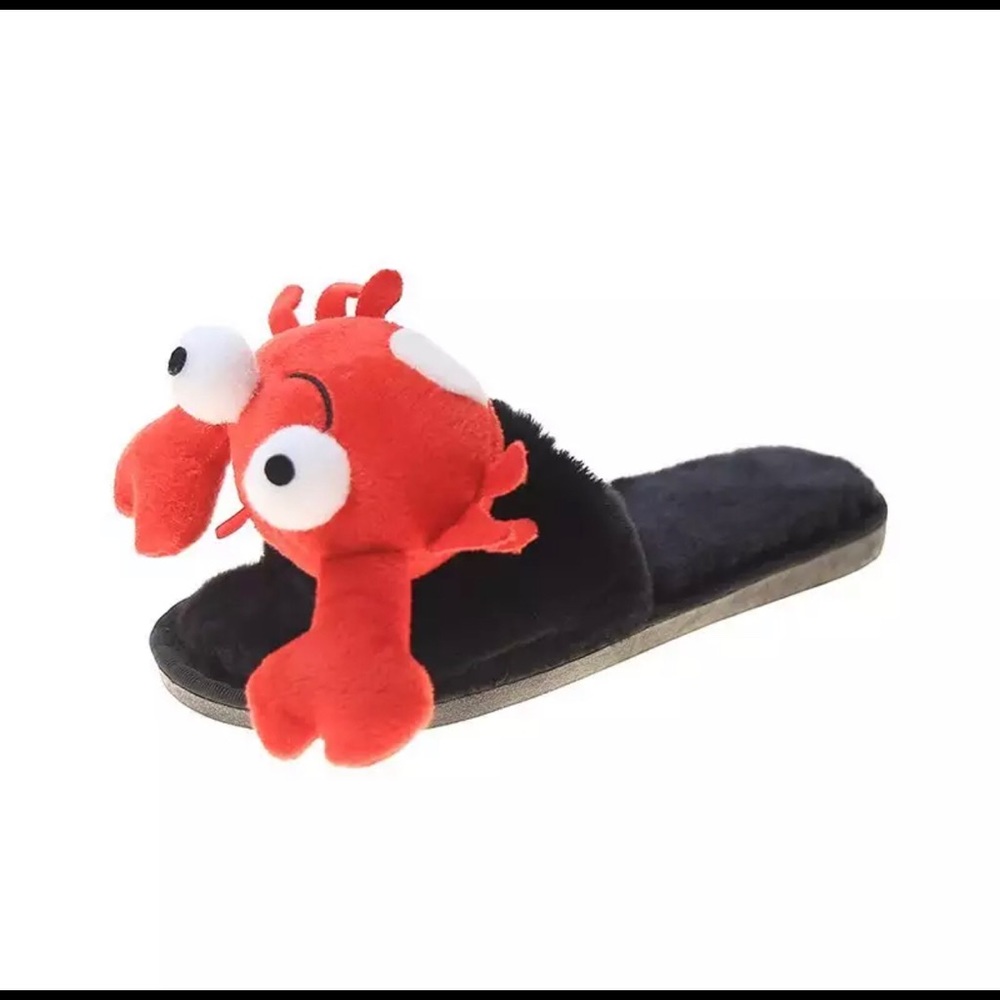 Brand New Furry CRAB Slippers Plushie Sz 6 6.5